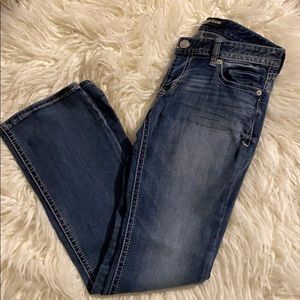 Worn but in great shape. Express jeans